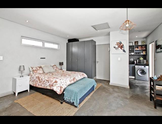 0.5 BEDROOM APARTMENT FOR SALE IN MABONENG